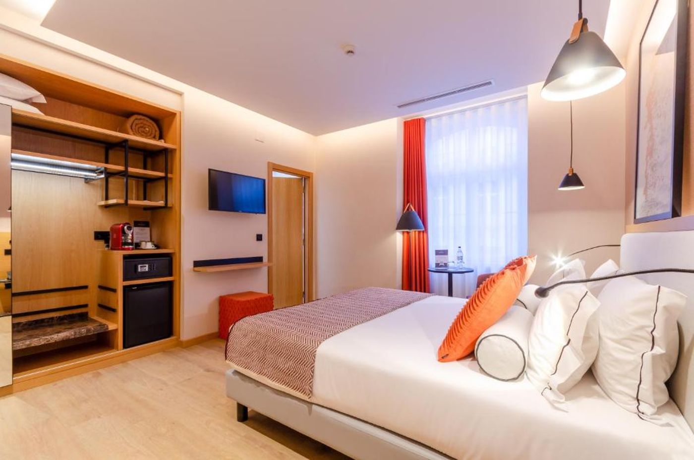 Rossio-Plaza-Hotel-Room-16