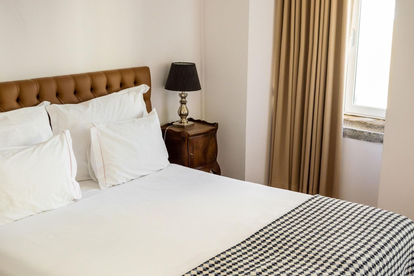 Casa-Do-Patio-Bed---Breakfast-Room-27