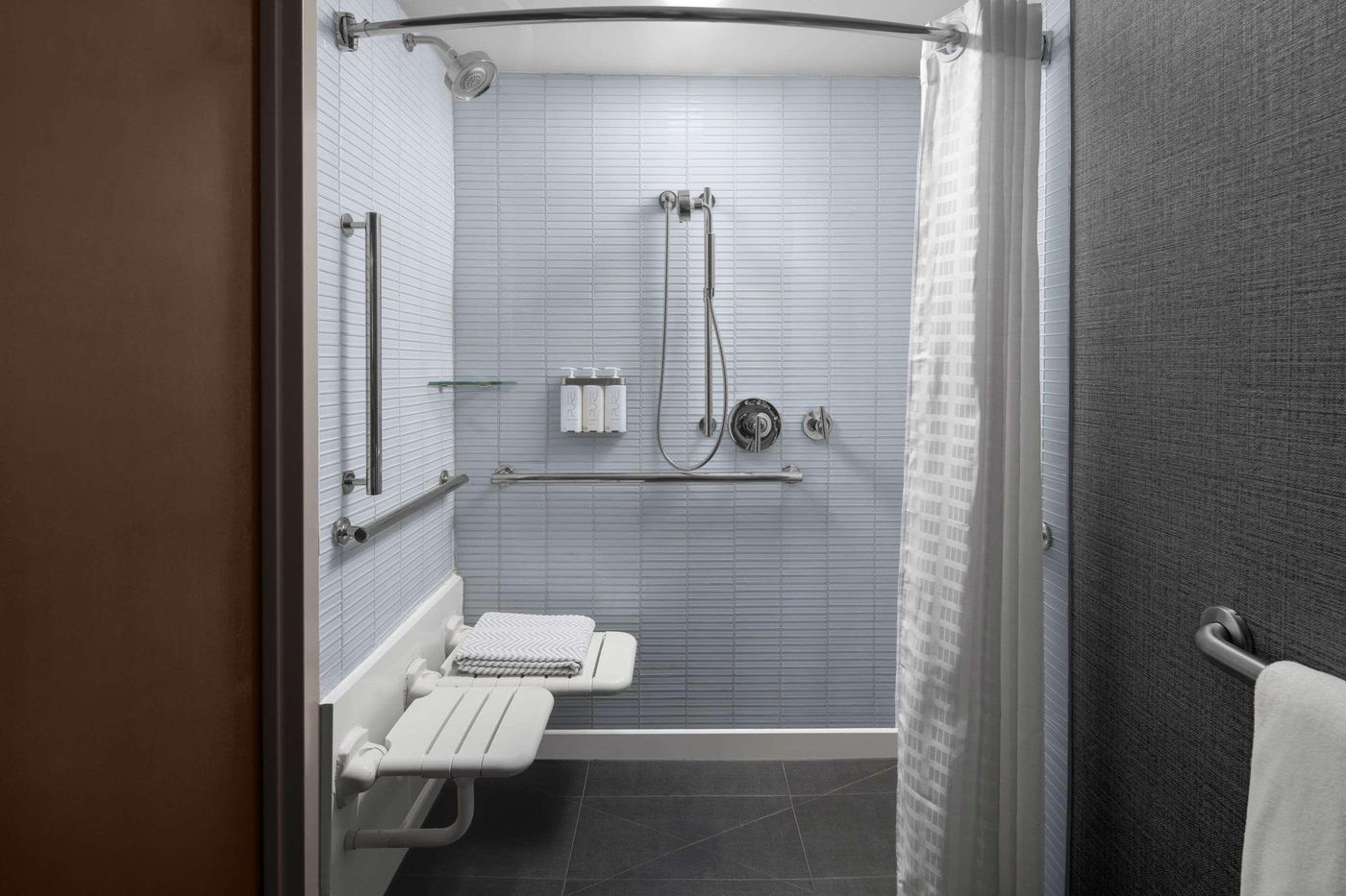 Cambria-Suites-Chelsea-Room-34