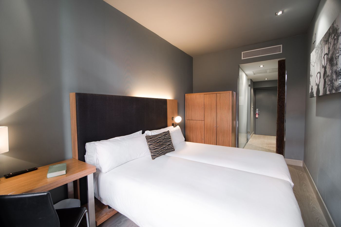 Petit-Palace-Tres-Cruces-Spain-Room-13