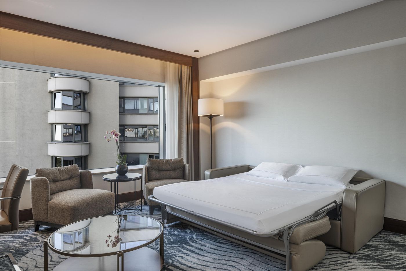 Conrad-Istanbul-Bosphorus-Room-47