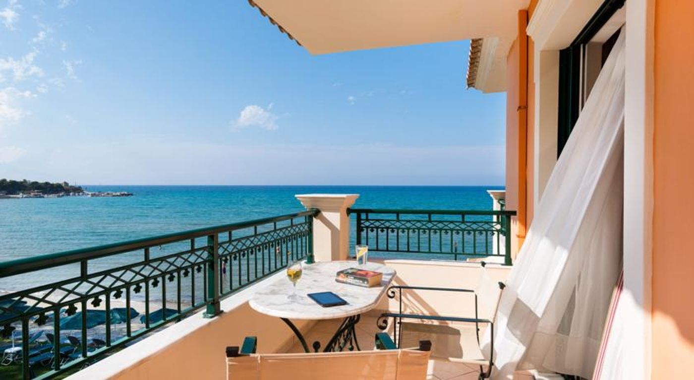 Andreolas Luxury Suites