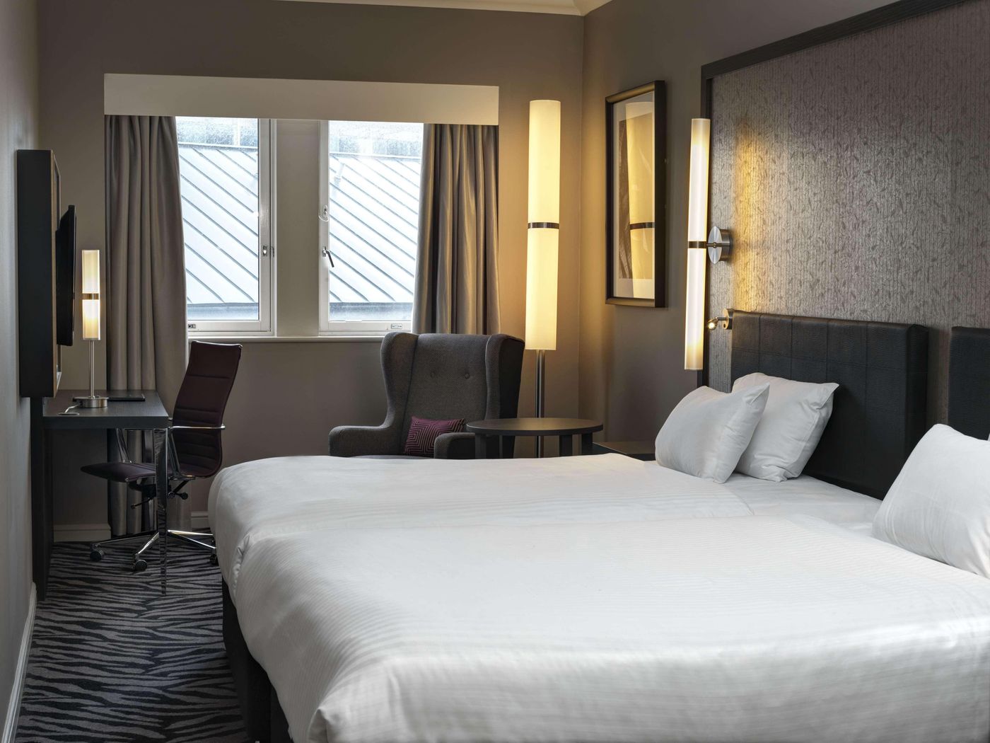 DoubleTree by Hilton Edinburgh City Centre - United Kingdom - EDINBURGH - Room - 0