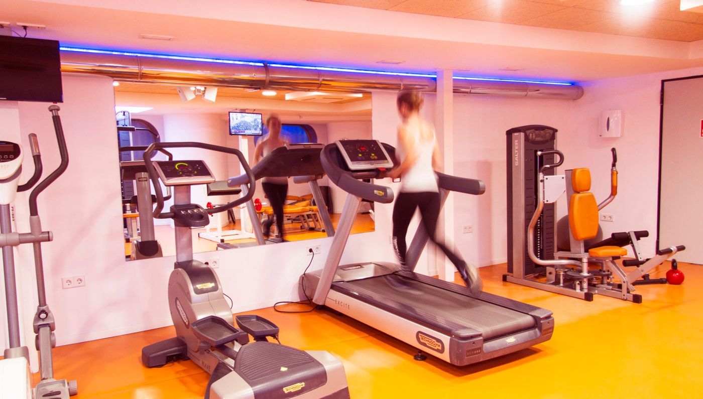 Hotel Ambassador I & II 