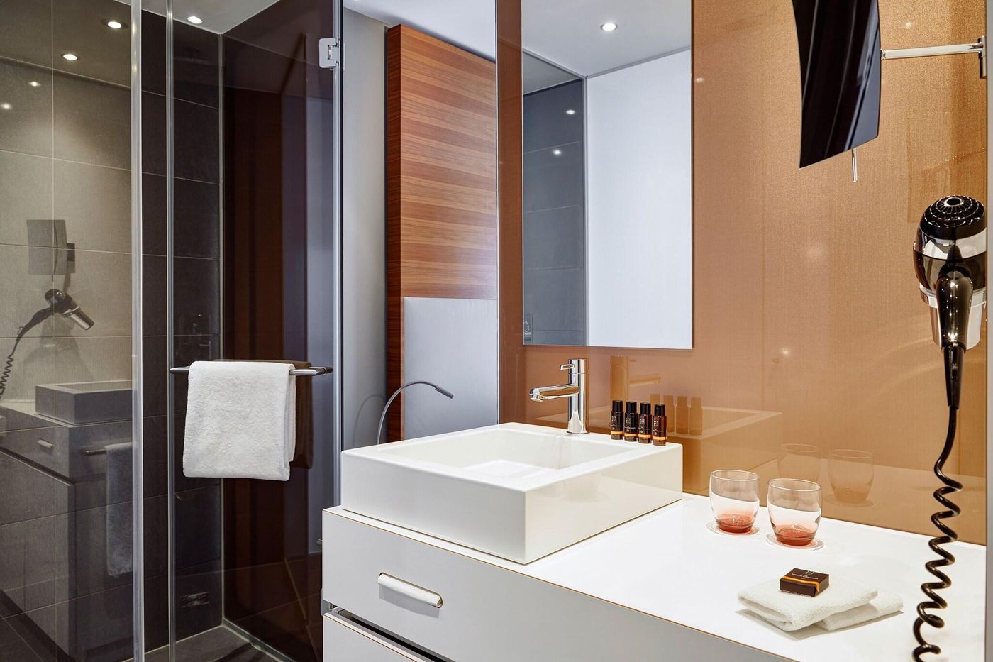 Legere-Hotel-Luxembourg-Room-27