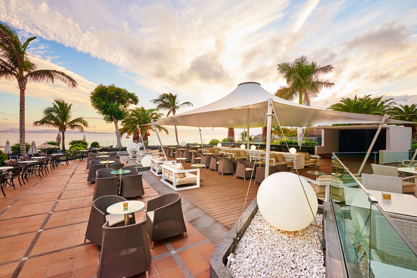 Hipotels-Natura-Palace-Terrace-12