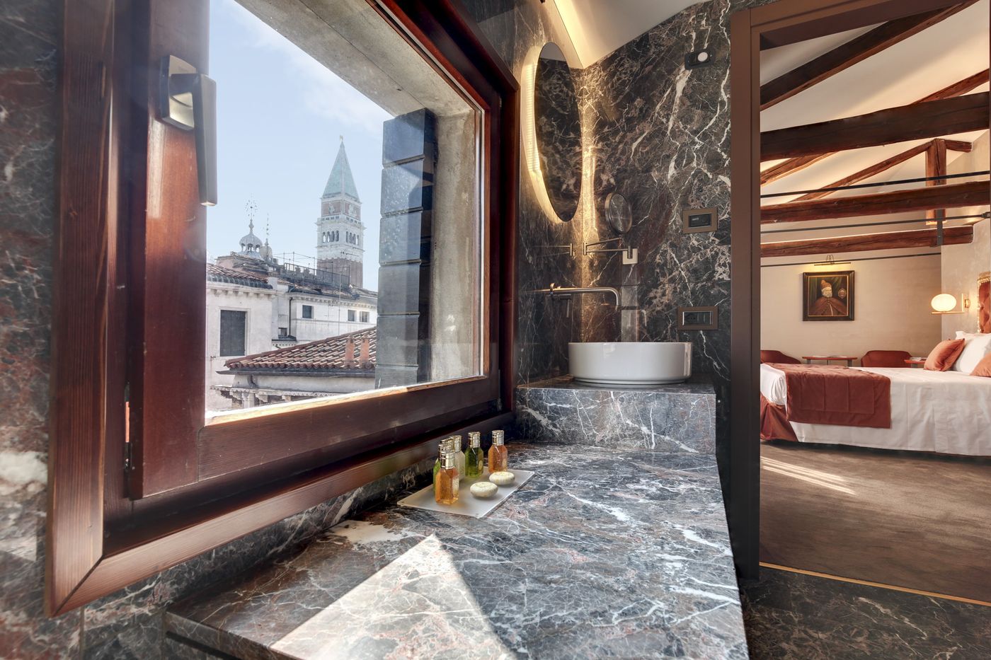 Hotel-Dona-Palace-Room-72