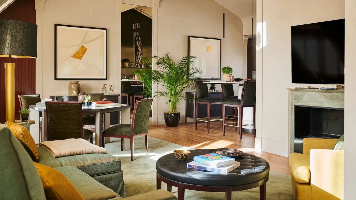 Park-Hyatt-Paris-Vendome-Room-32