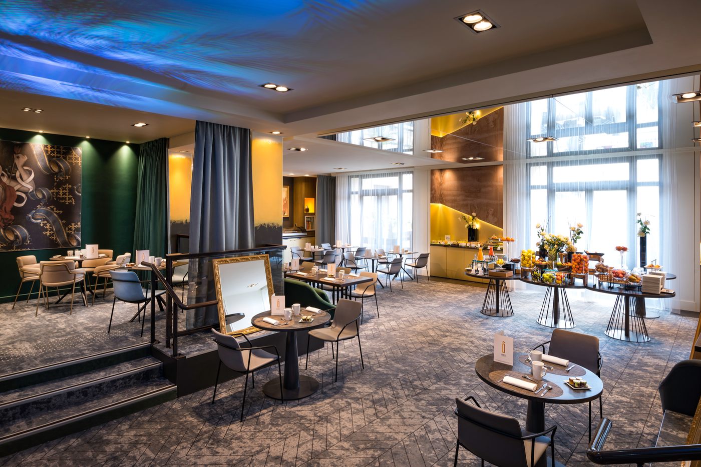 Le-Louis-Versailles-Chateau-Restaurant-15