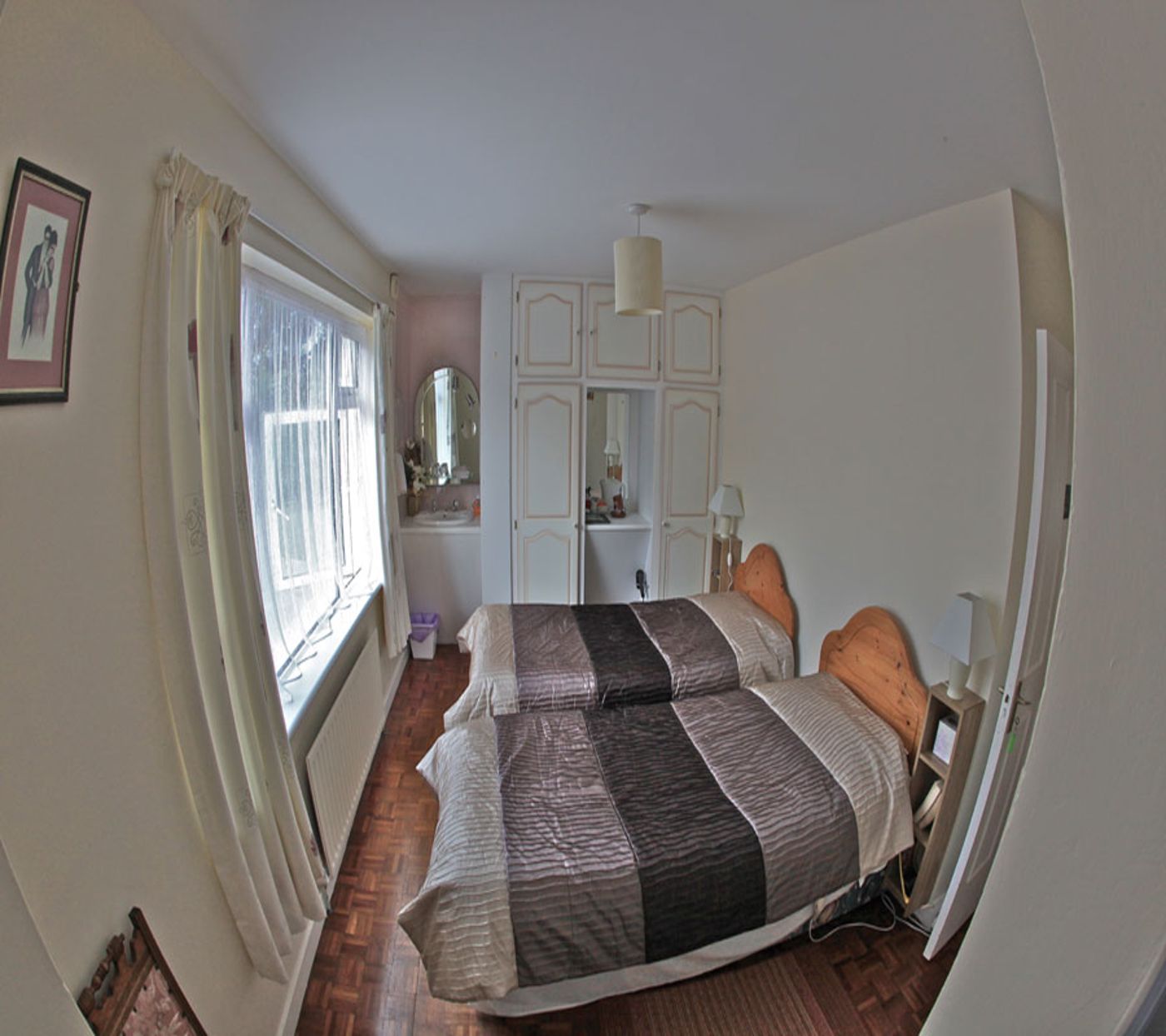 Sea Breeze-Ireland-Cahersiveen-Room-3