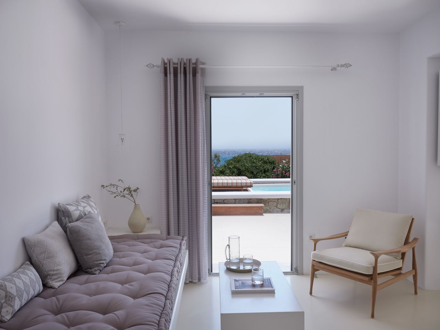 Myconian-Sunrise-Relais---Chateaux-Hotel-Room-11