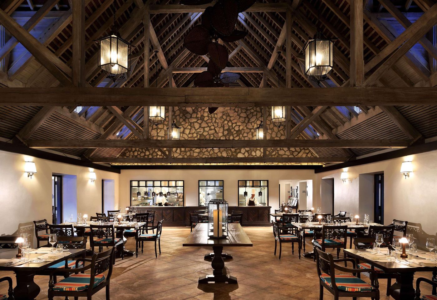 Half-Moon-Restaurant-60