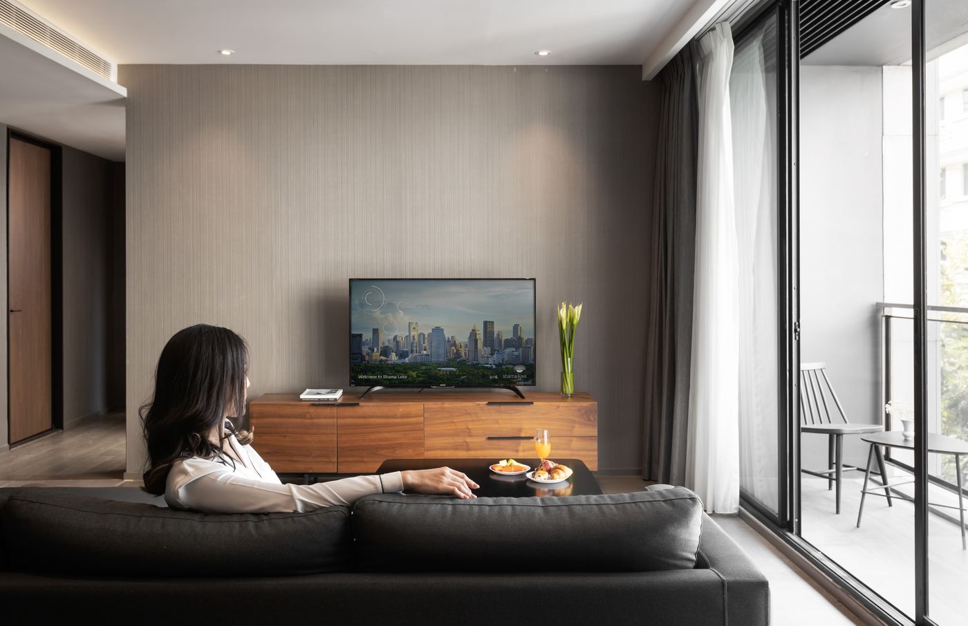 Walton-Suites-Sukhumvit-Room-43