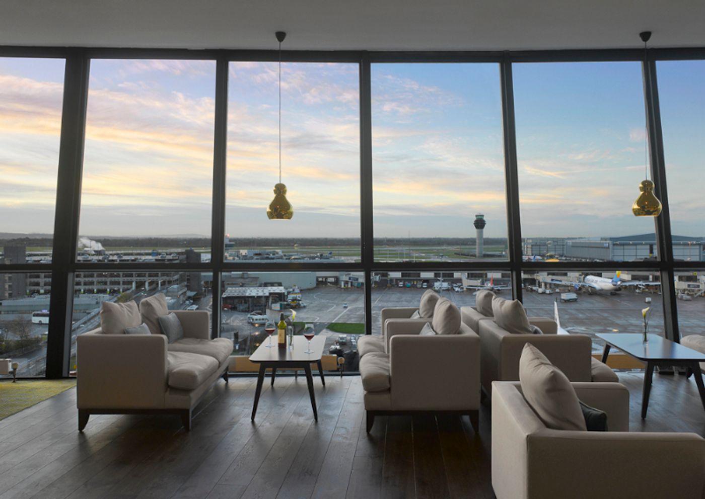 Radisson Blu Hotel Manchester Airport-United Kingdom-MANCHESTER-General view-7