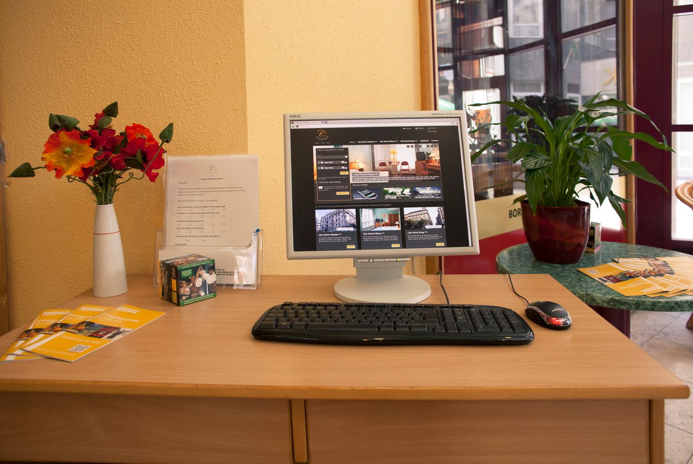 Pilvax-Hotel-Budapest-Lobby-5