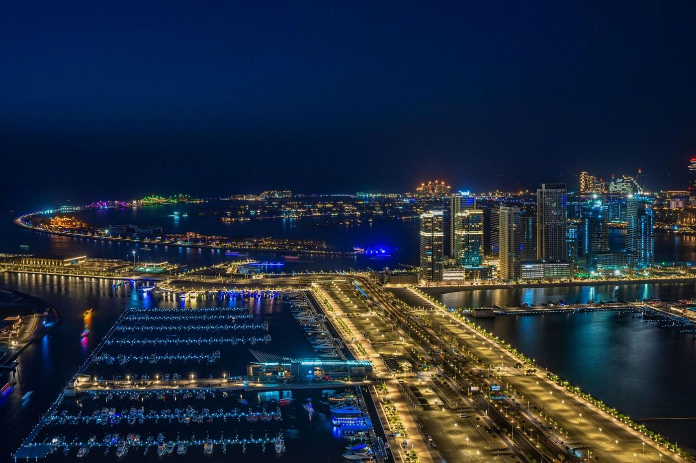 Dubai-Marriott-Harbour-Hotel---Suites-General-view-57