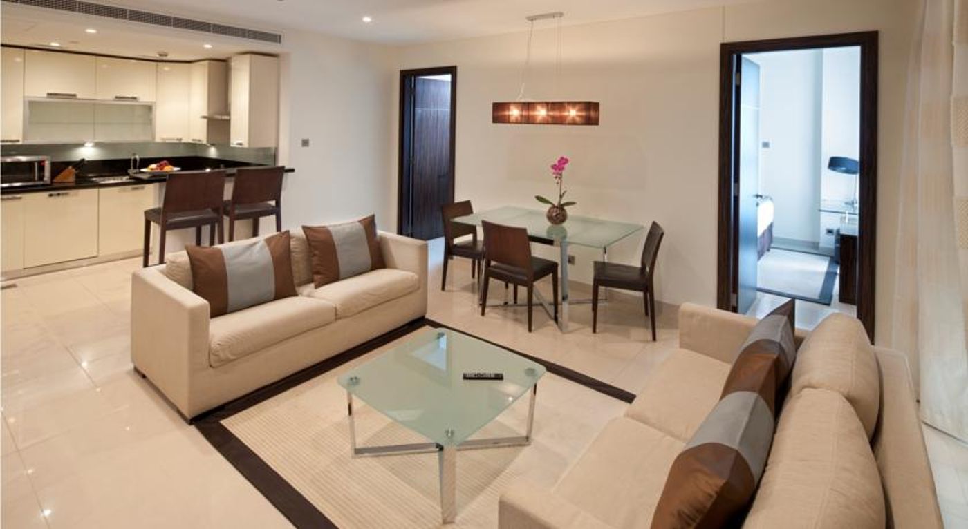 Bonnington Jumeirah Lakes Towers