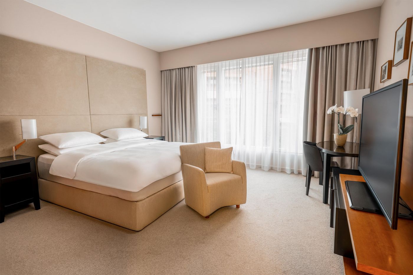 Grand-Hyatt-Berlin-Room-27