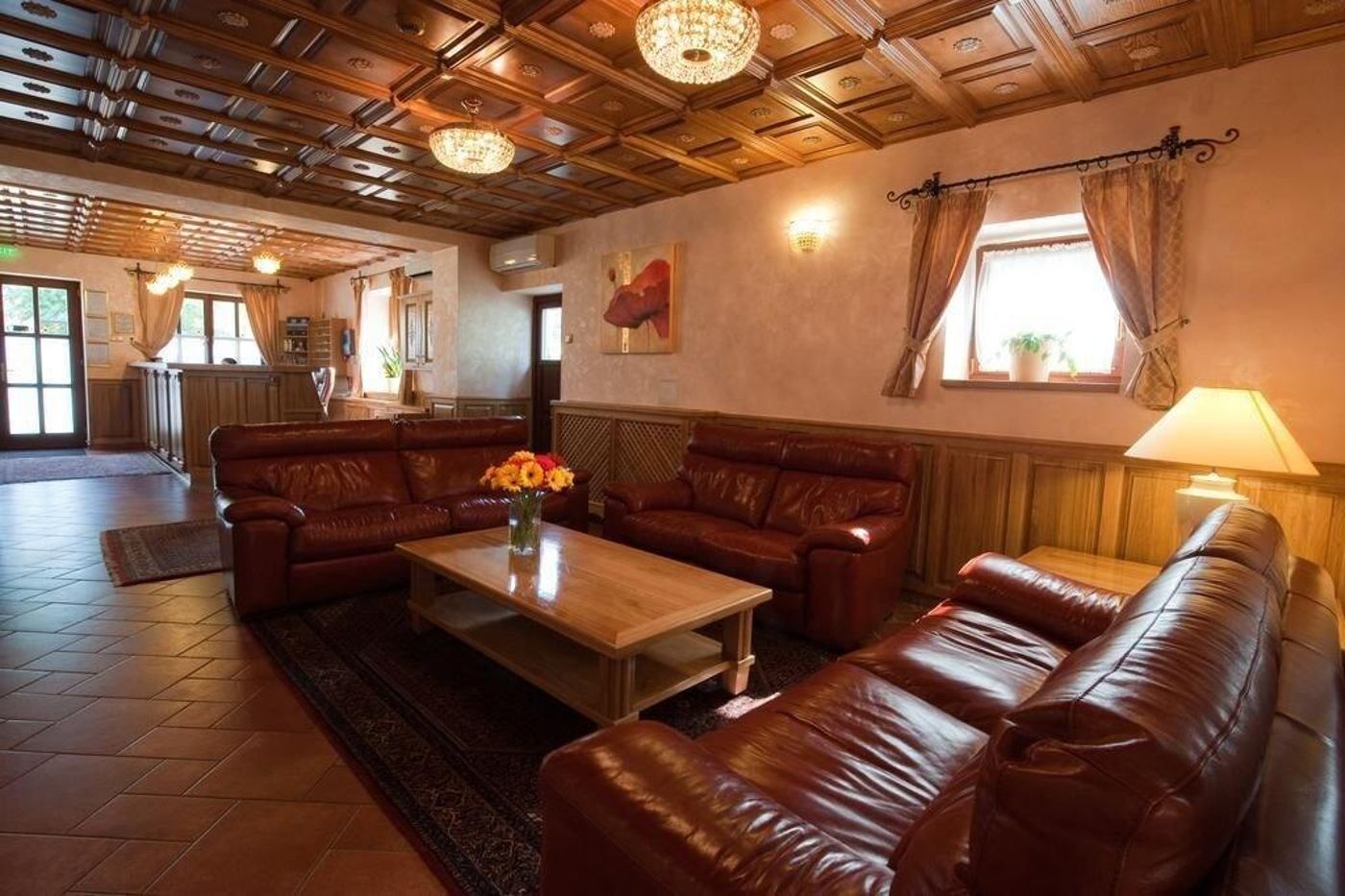 Hotel Karpatsky Dvor-Slovakia-LOZORNO-Lobby-9