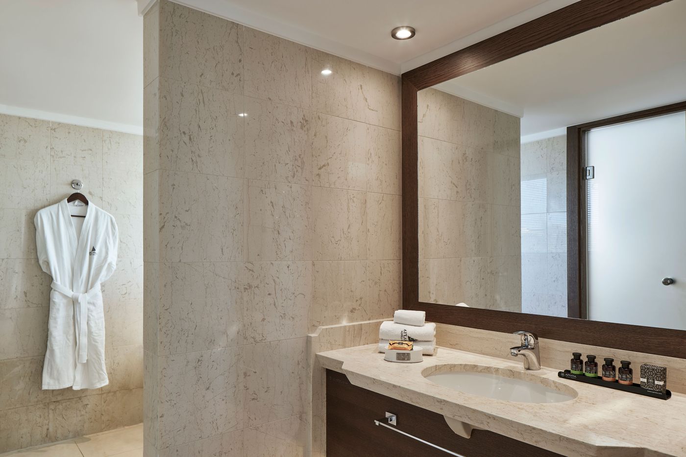 Helona-Resort-Room-43