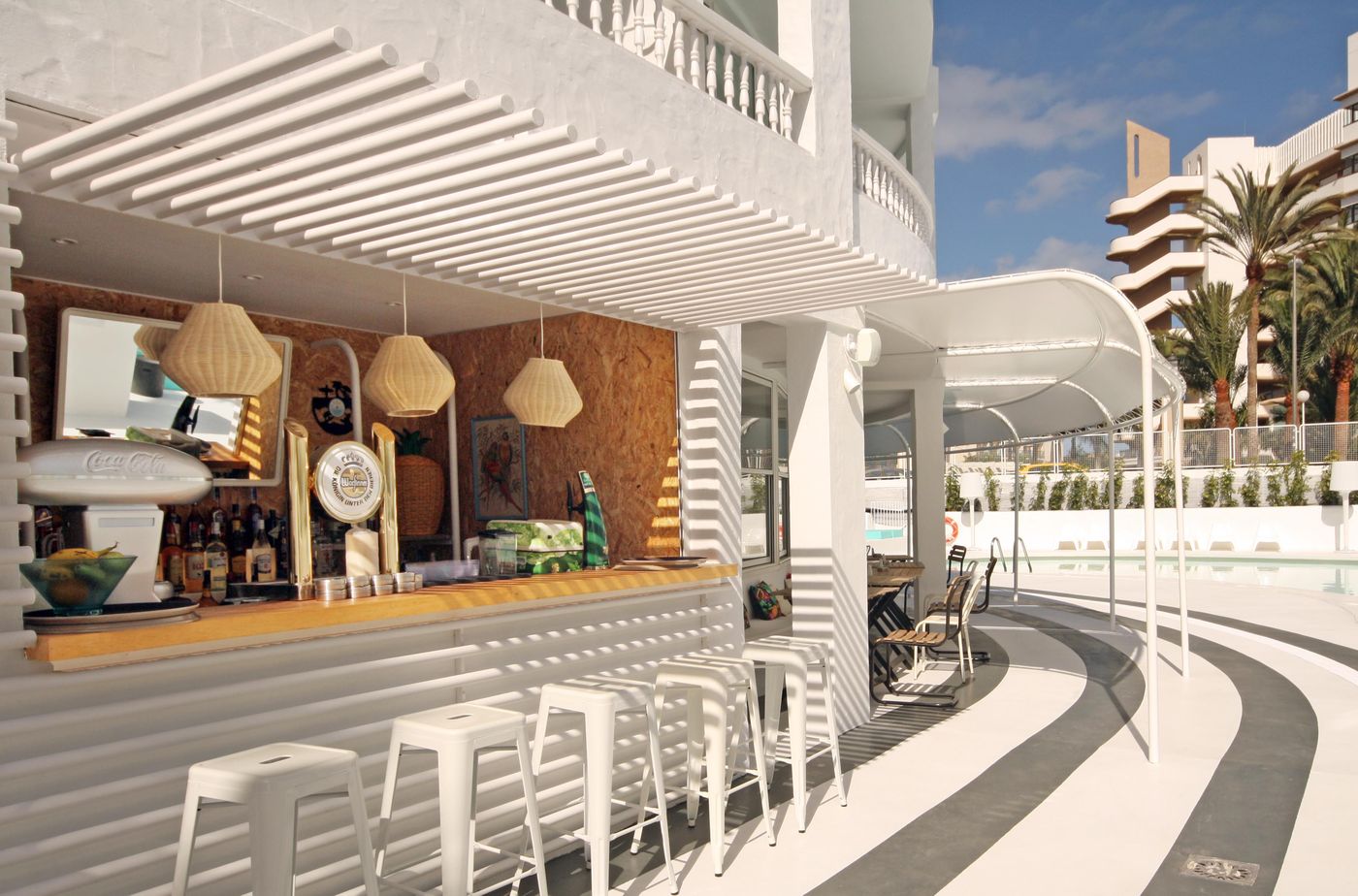 Gold-Hotel-Marina---Adults-Only-Bar-9