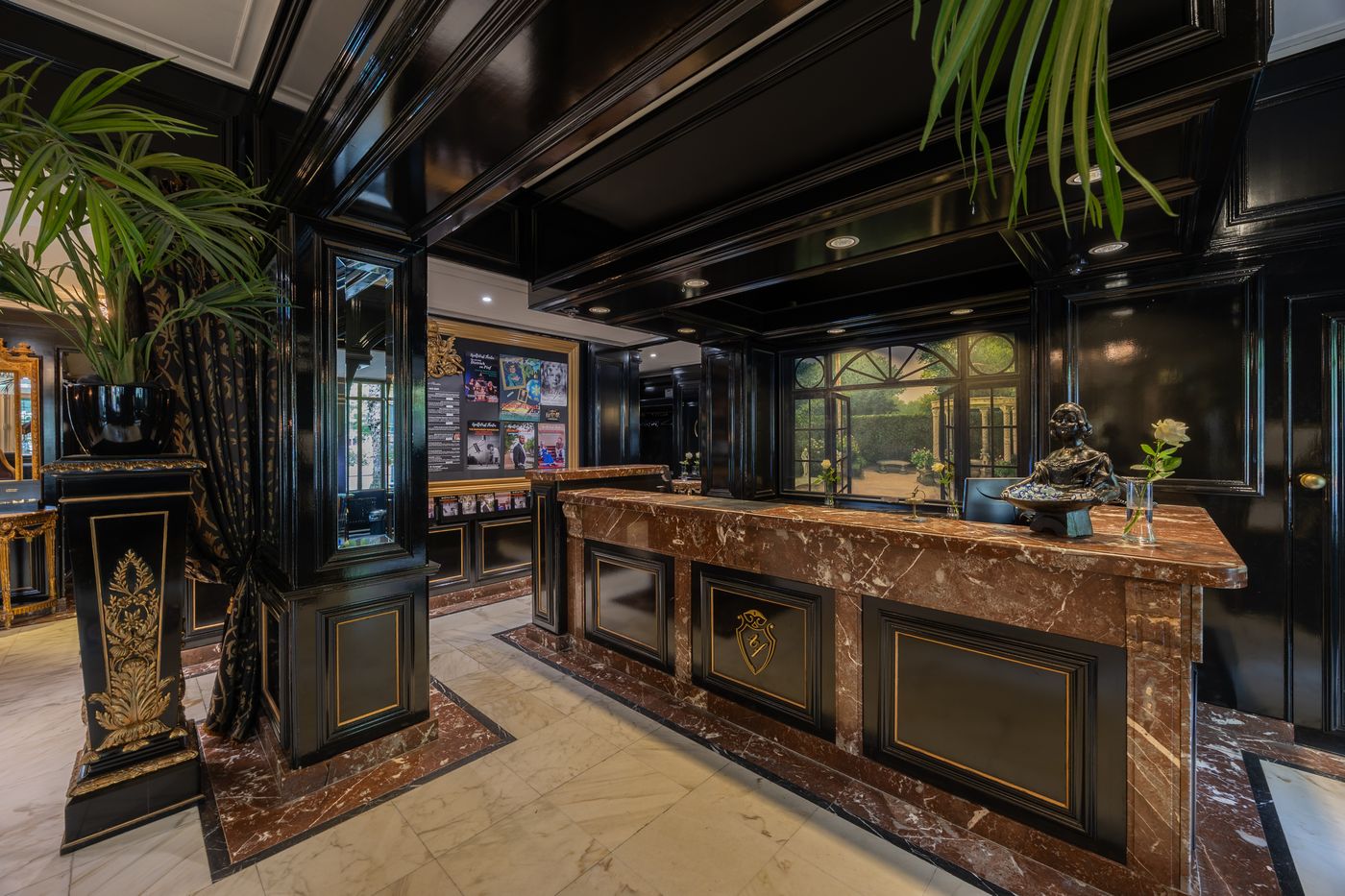 Apollofirst-Boutique-Hotel-Lobby-3