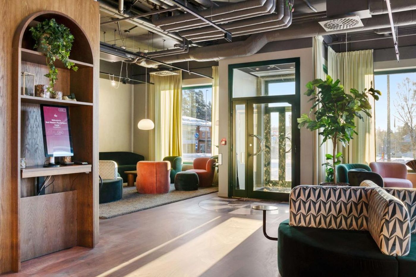 Best Western Plus Hotel Kungens Kurva - Sweden - Segeltorp - Lobby - 4