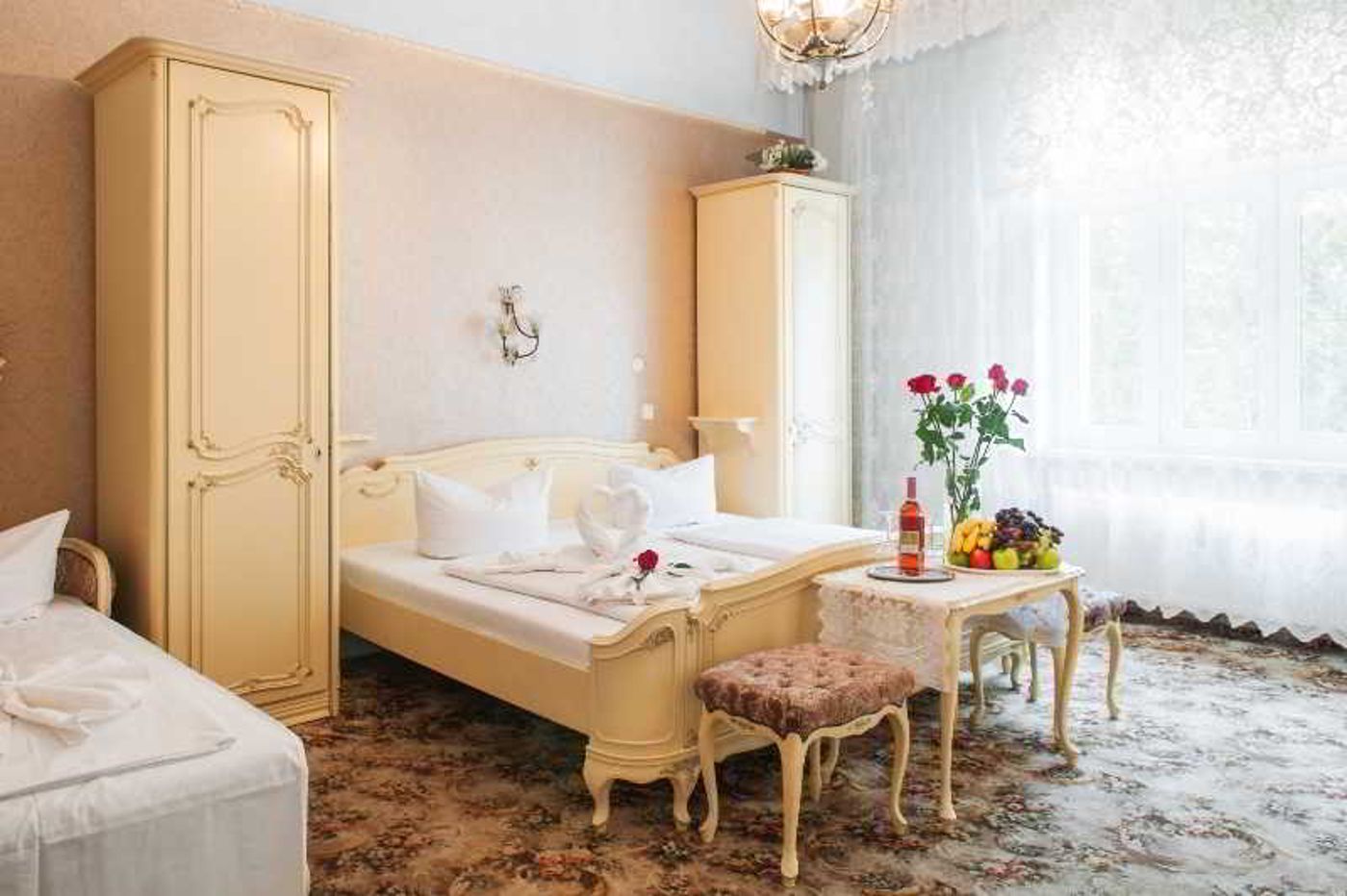 Bellevue-Berlin-Hotel-Room-4