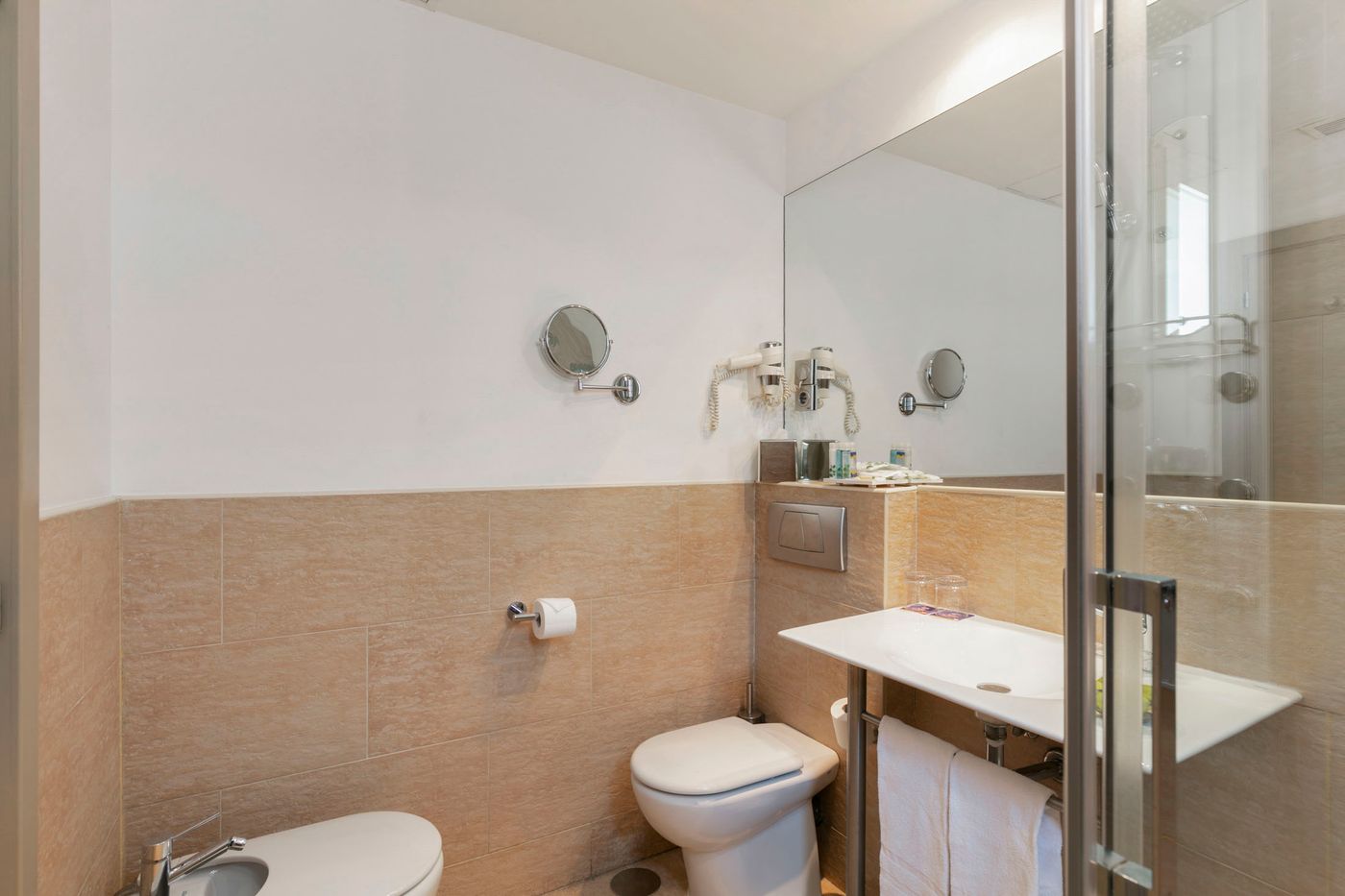 Globales-Acis---Galatea-Hotel-Room-41