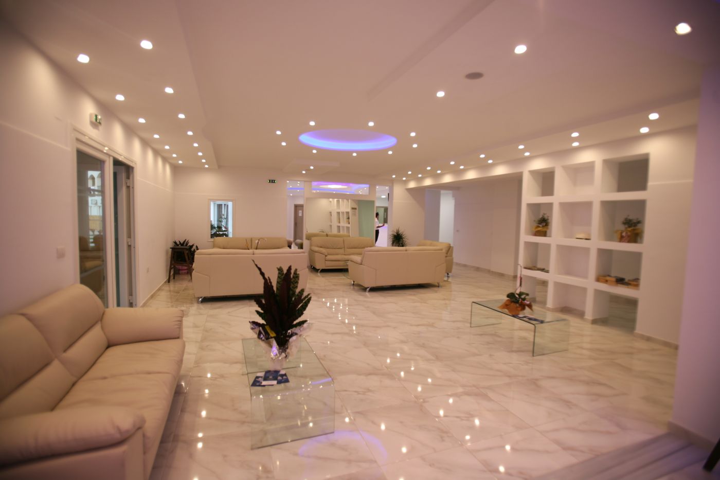 Saint-George-Palace-Hotel-Lobby-23