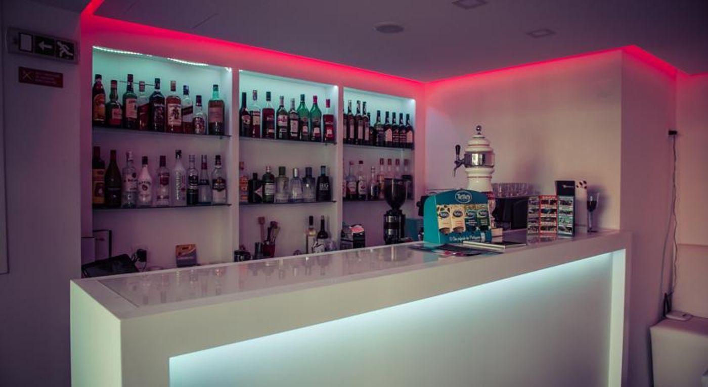 The-Flame-Tree-Madeira-Bar-23