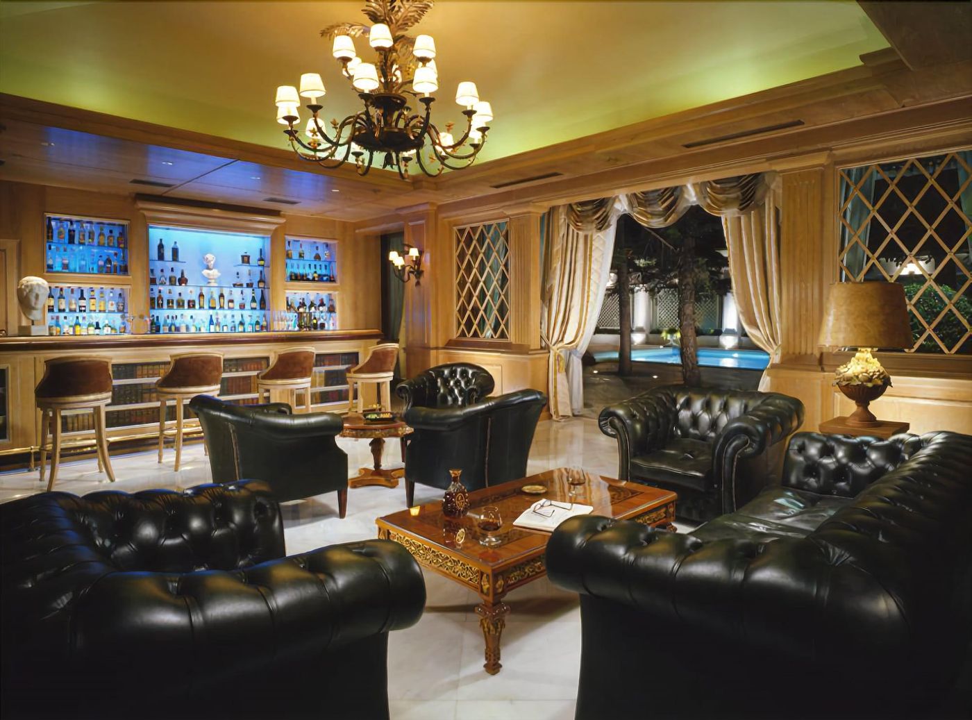 Royal-Olympic-Hotel-Bar-10