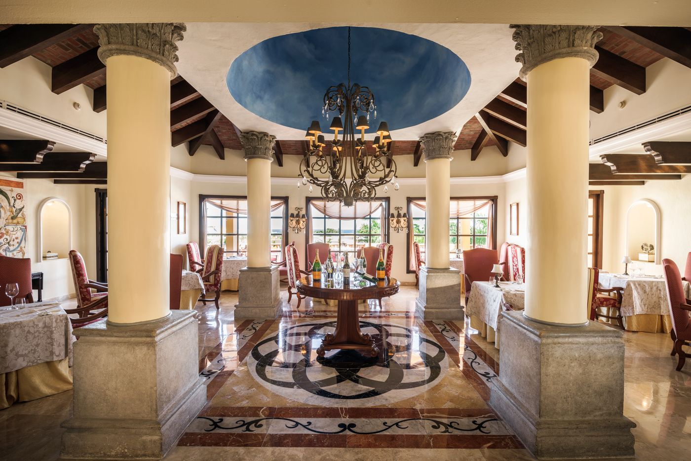 Royal-Hideaway-Playacar-All-Inclusive-Restaurant-57