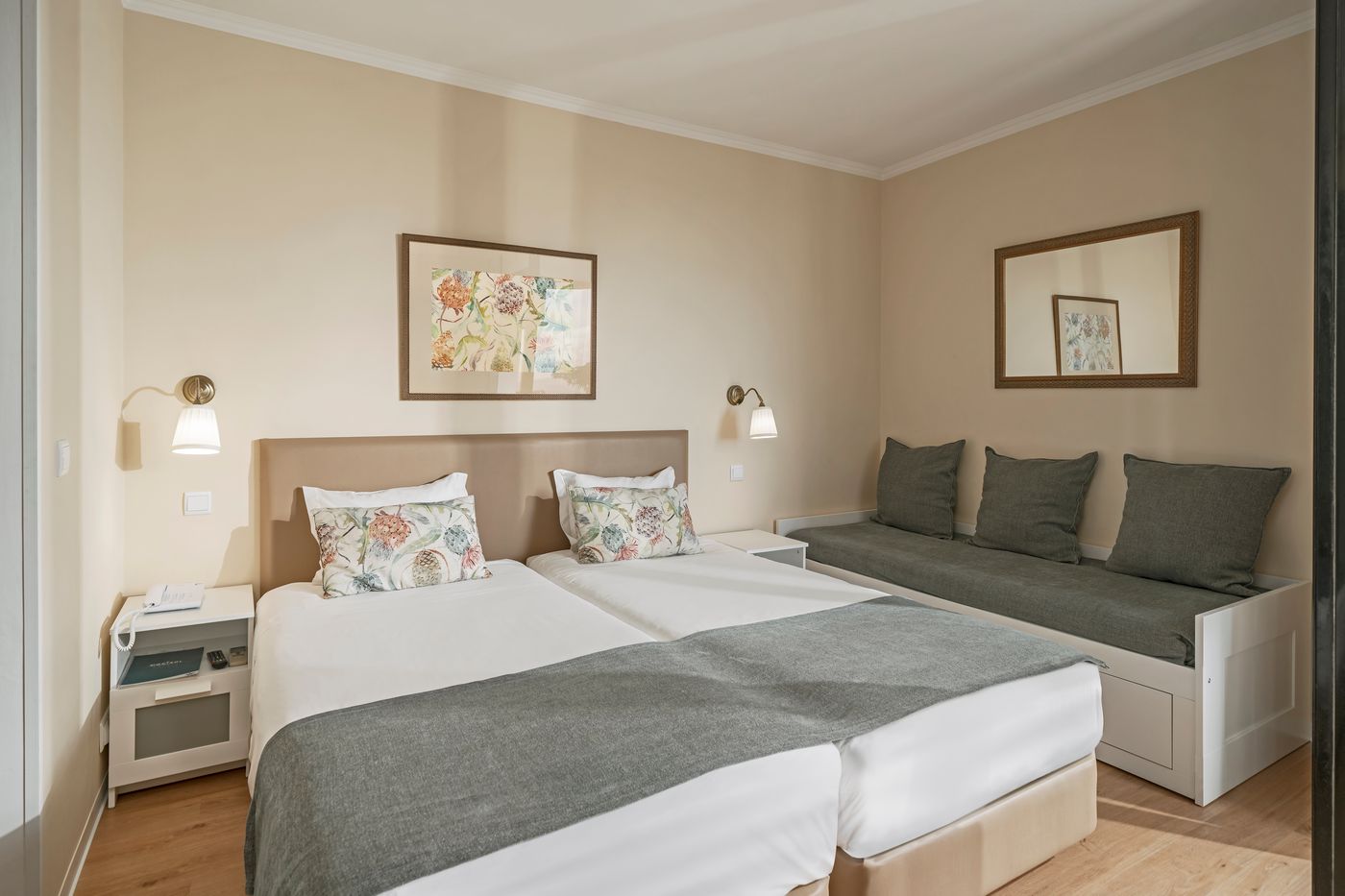 Dorisol-Mimosa-Room-22