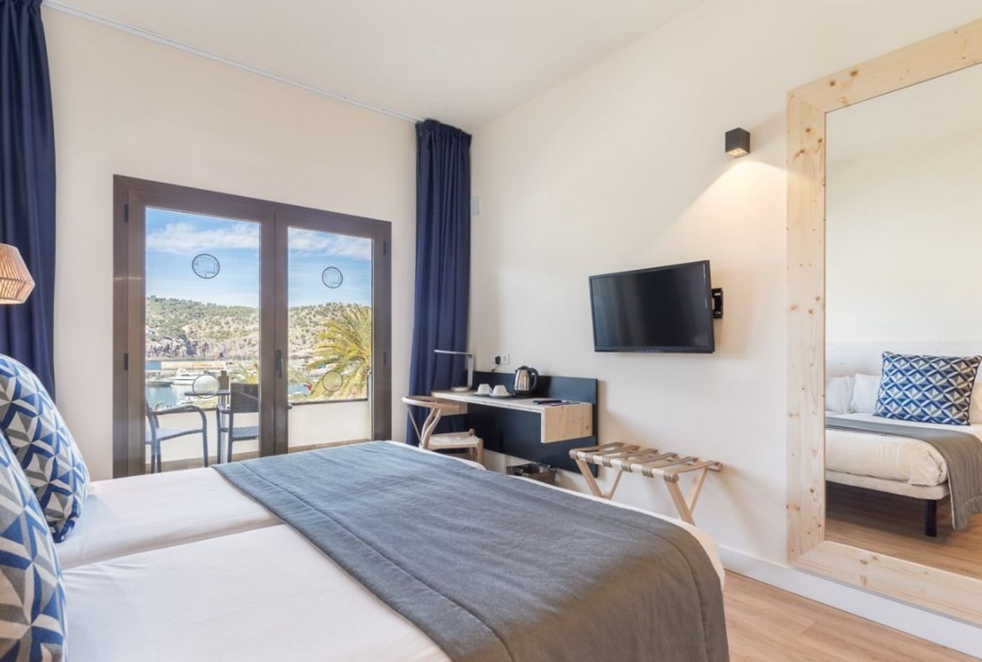 Fergus Style Soller Beach