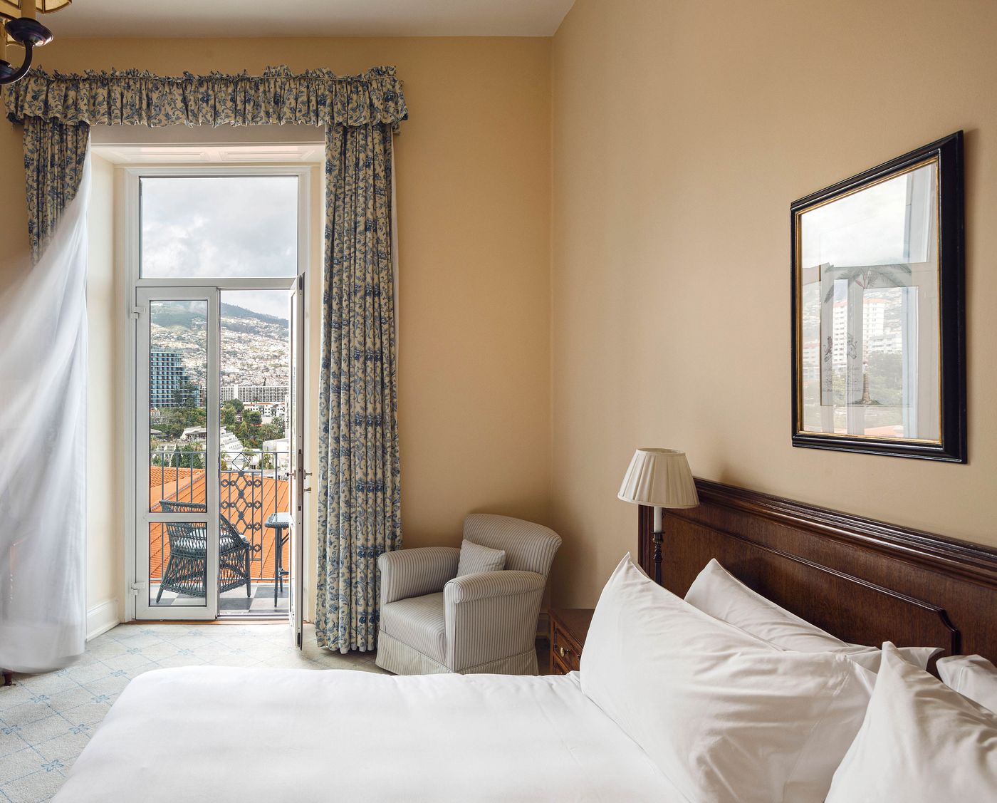 Reid-s-Palace-Room-50