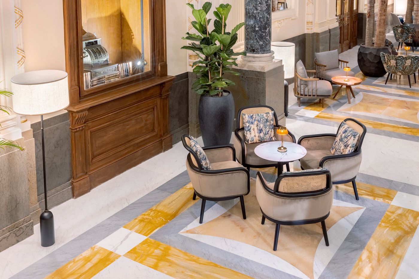 HOTEL-CARLO-IV--BOSCOLO-PRAHA-Lobby-4