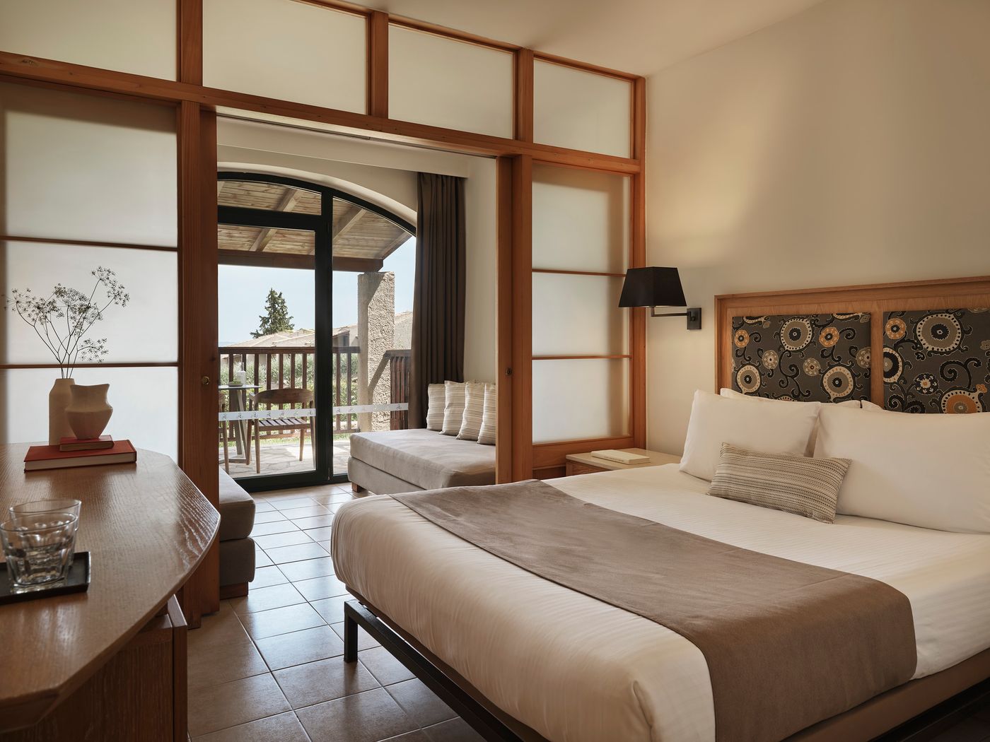 19.08.25 Aeolos Beach Resort