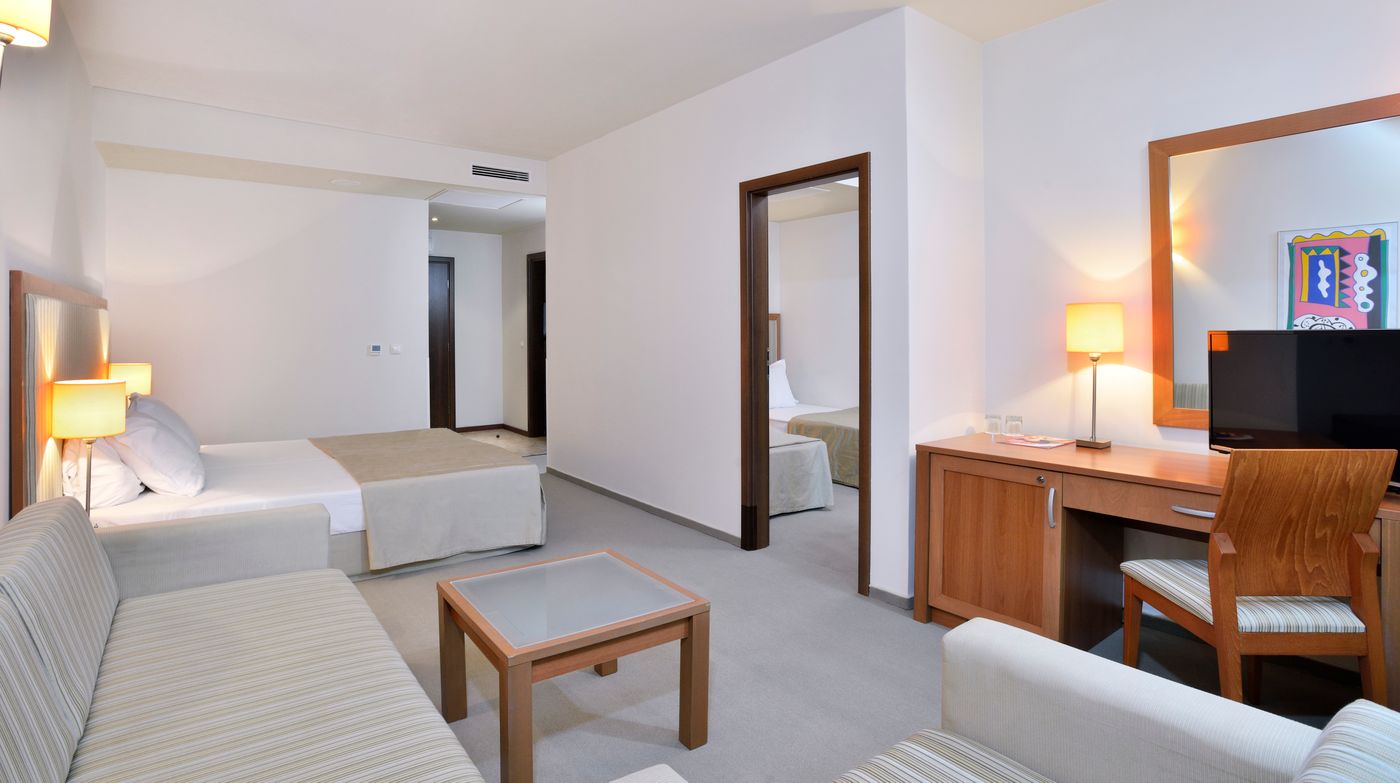 Sol Luna Bay and Mare Resort