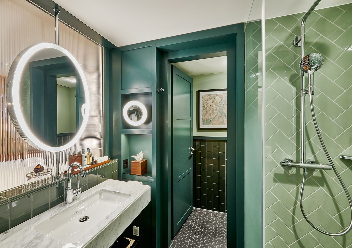 Sorell Hotel Seidenhof-Switzerland-ZURICH-Room-9