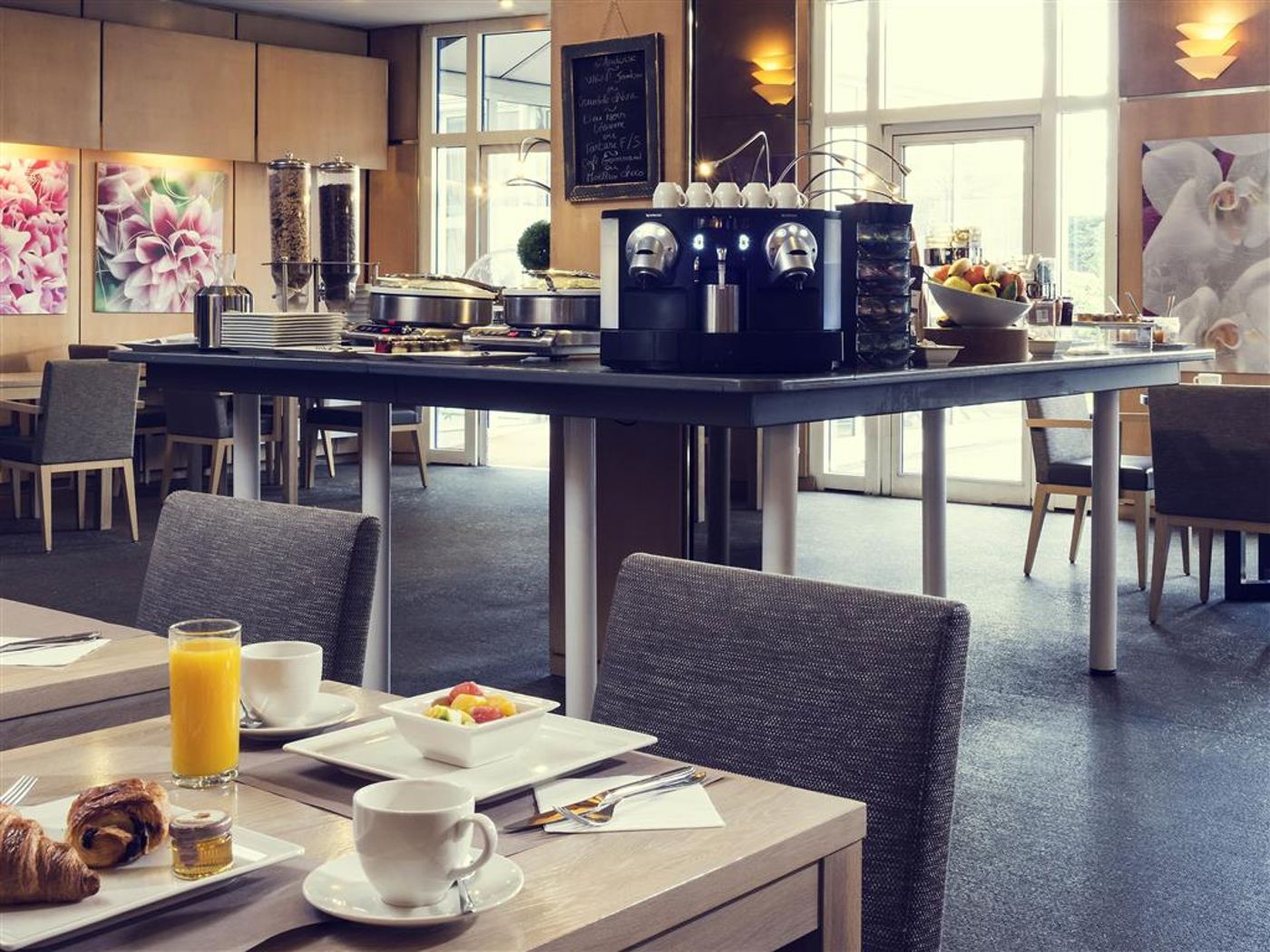 Hotel-Mercure-Paris-Porte-de-Pantin-Restaurant-19