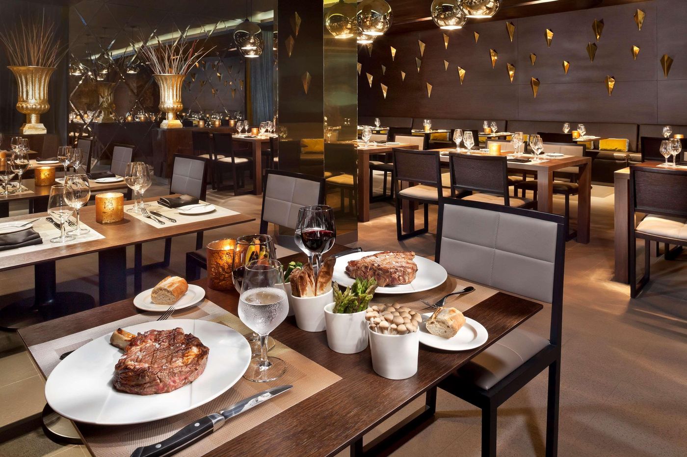 Melia-Nassau-Beach-All-Inclusive-Restaurant-48