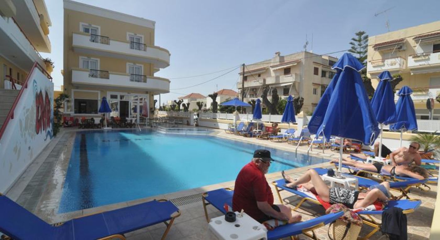 Erato Studios and Apartments