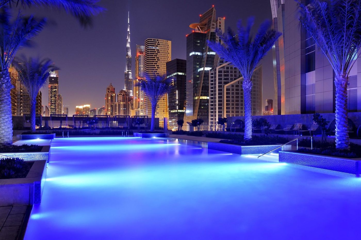 JW-Marriott-Marquis-Hotel-Dubai-Pool-9
