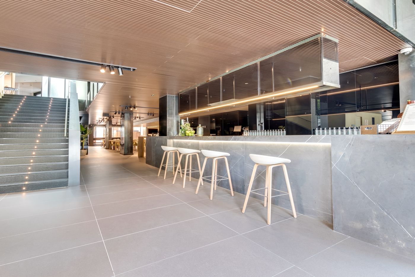 Occidental Diagonal 414