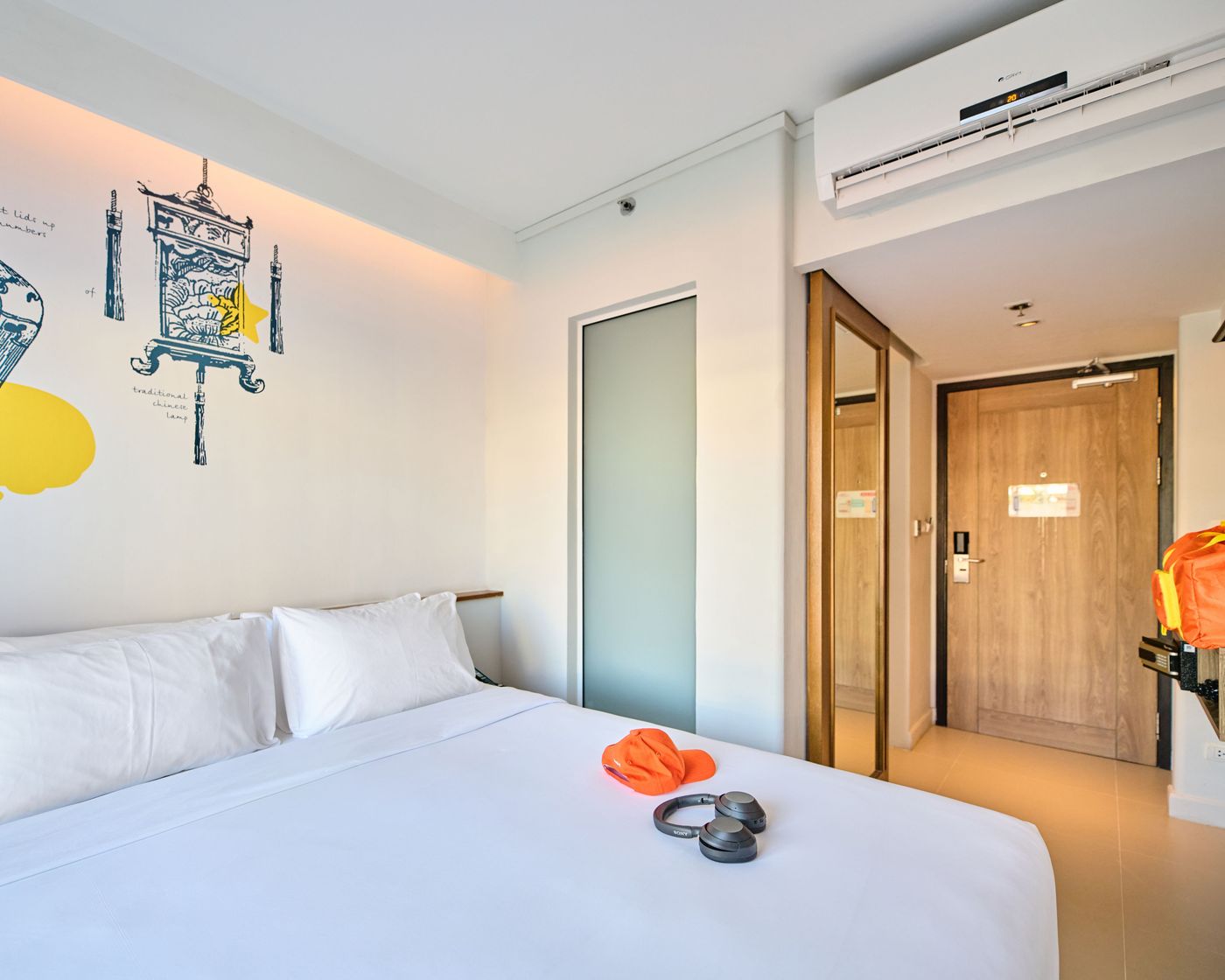 Lub-D-Phuket-Patong-Room-14