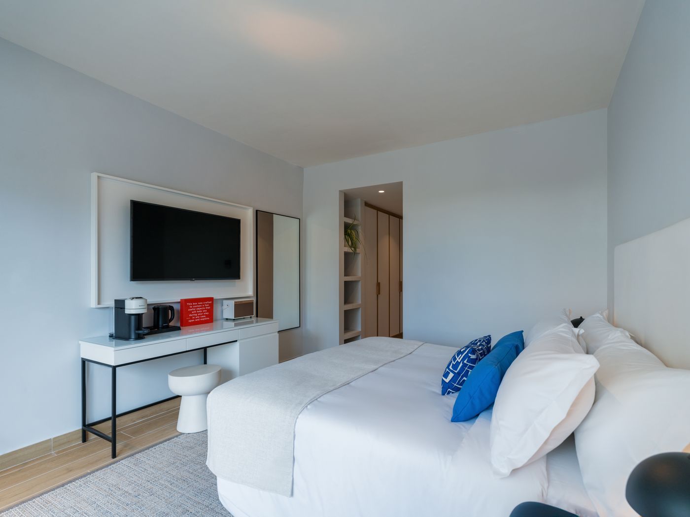 Grecotel-Margo-Bay---Club-Turquoise-Room-39