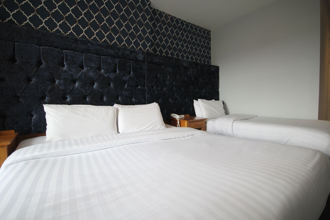 Hotel-St-George-by-Nina-Room-14