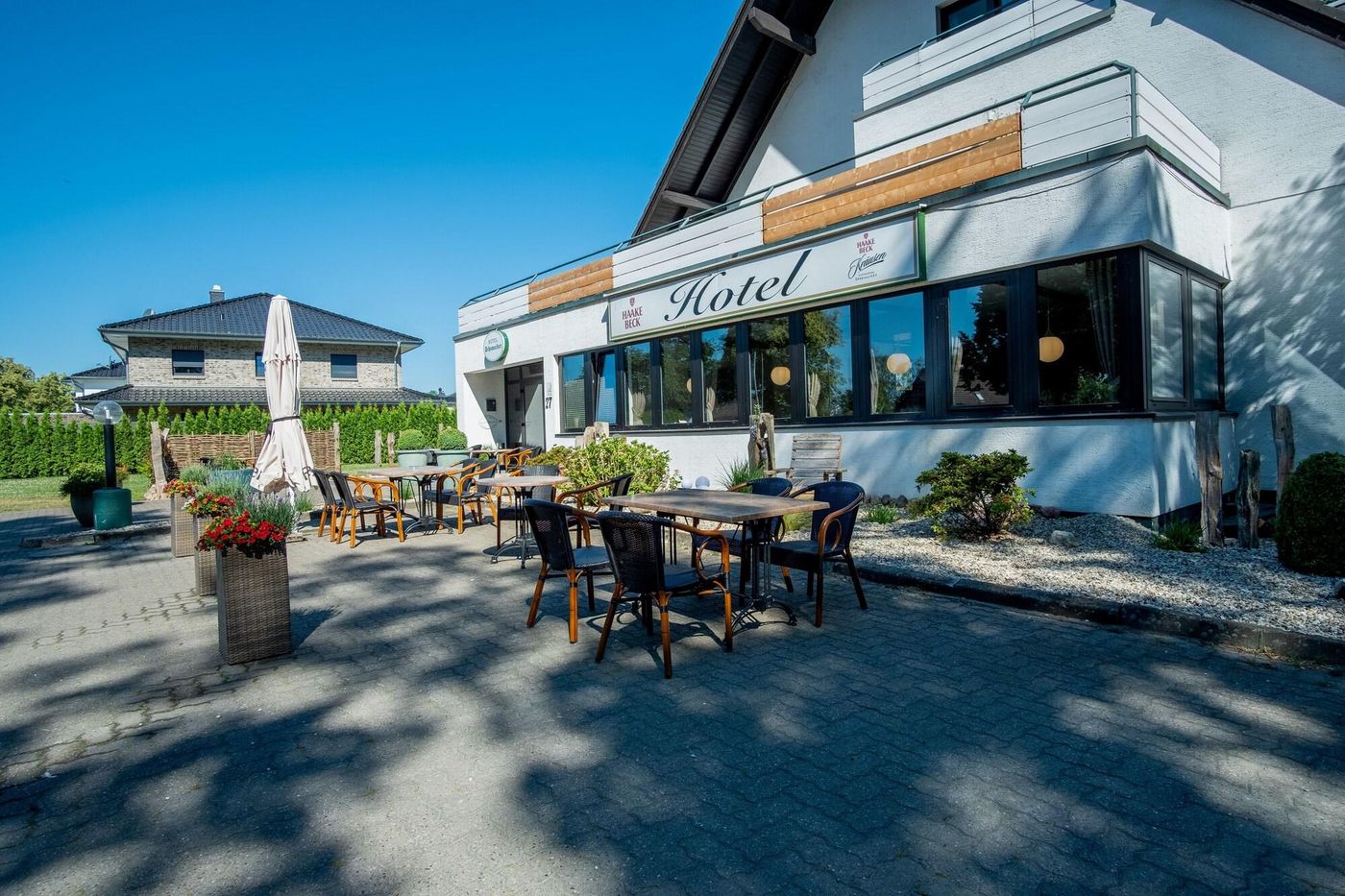 Hotel Schomacker-Germany-LILIENTHAL-General view-2