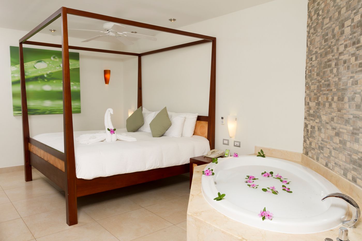 Sandos-Caracol-Eco-Resort-Room-28
